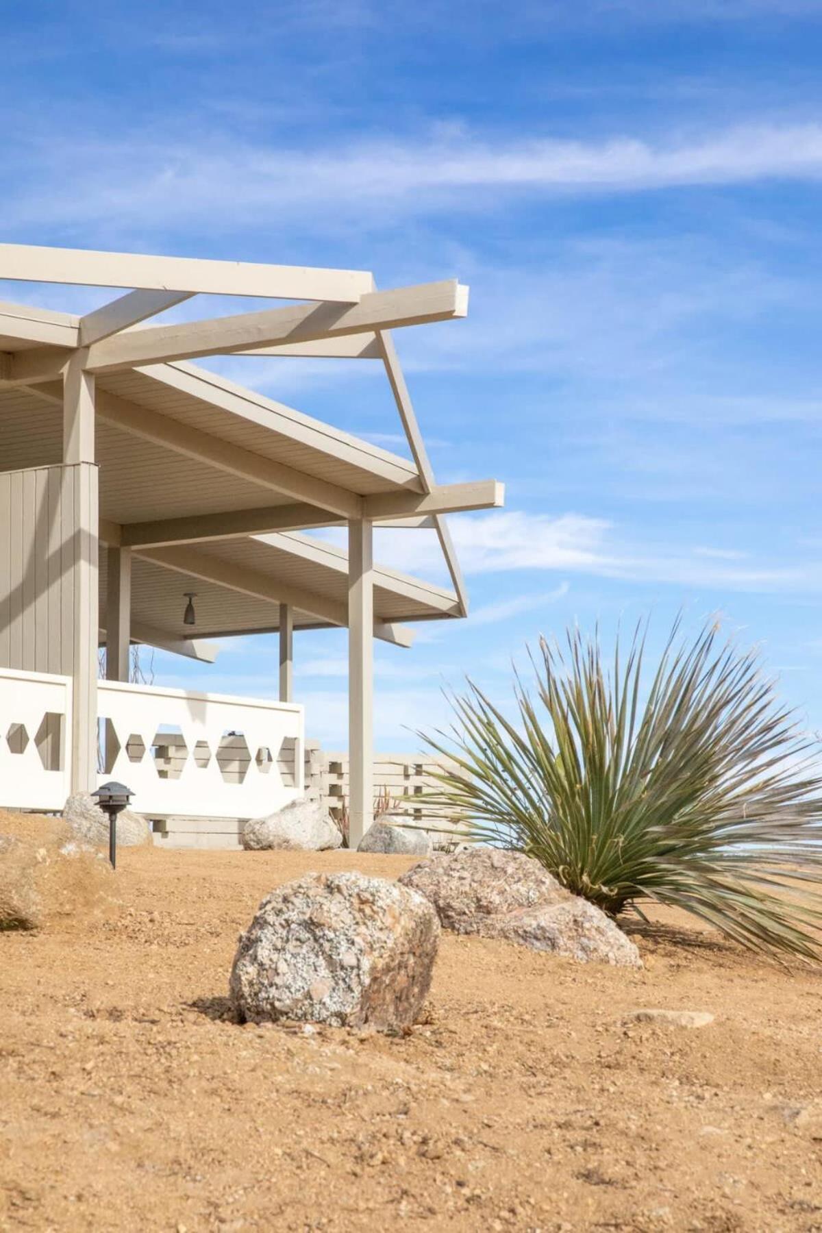 The Bungalows By Homestead Modern Joshua Tree Bagian luar foto