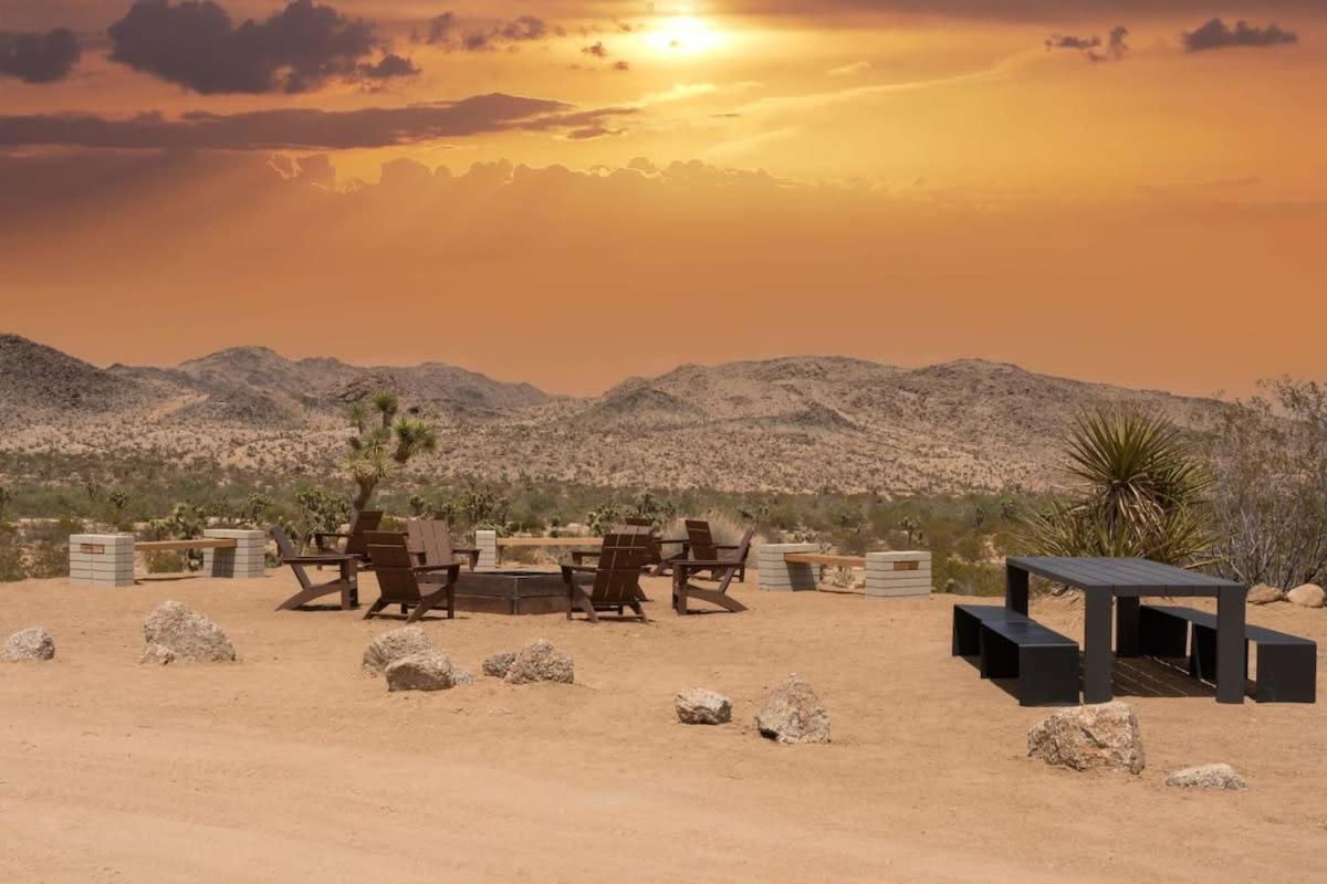 The Bungalows By Homestead Modern Joshua Tree Bagian luar foto