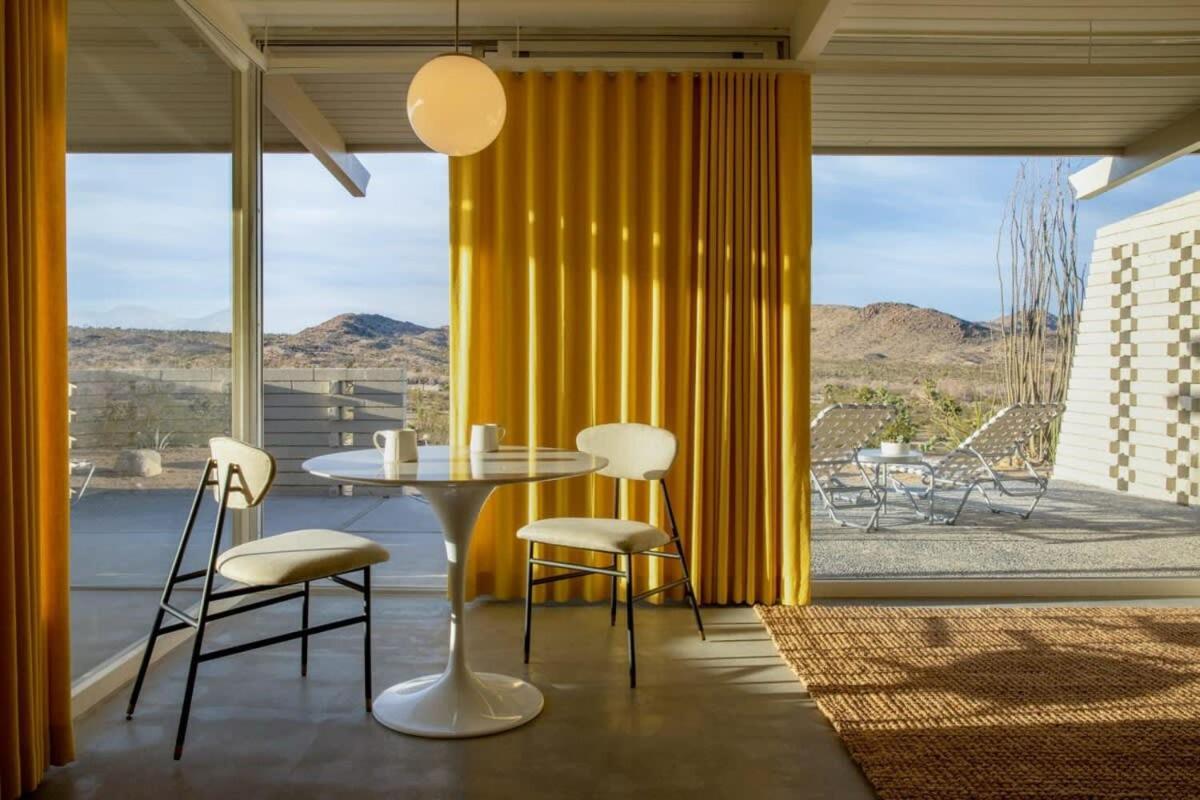 The Bungalows By Homestead Modern Joshua Tree Bagian luar foto