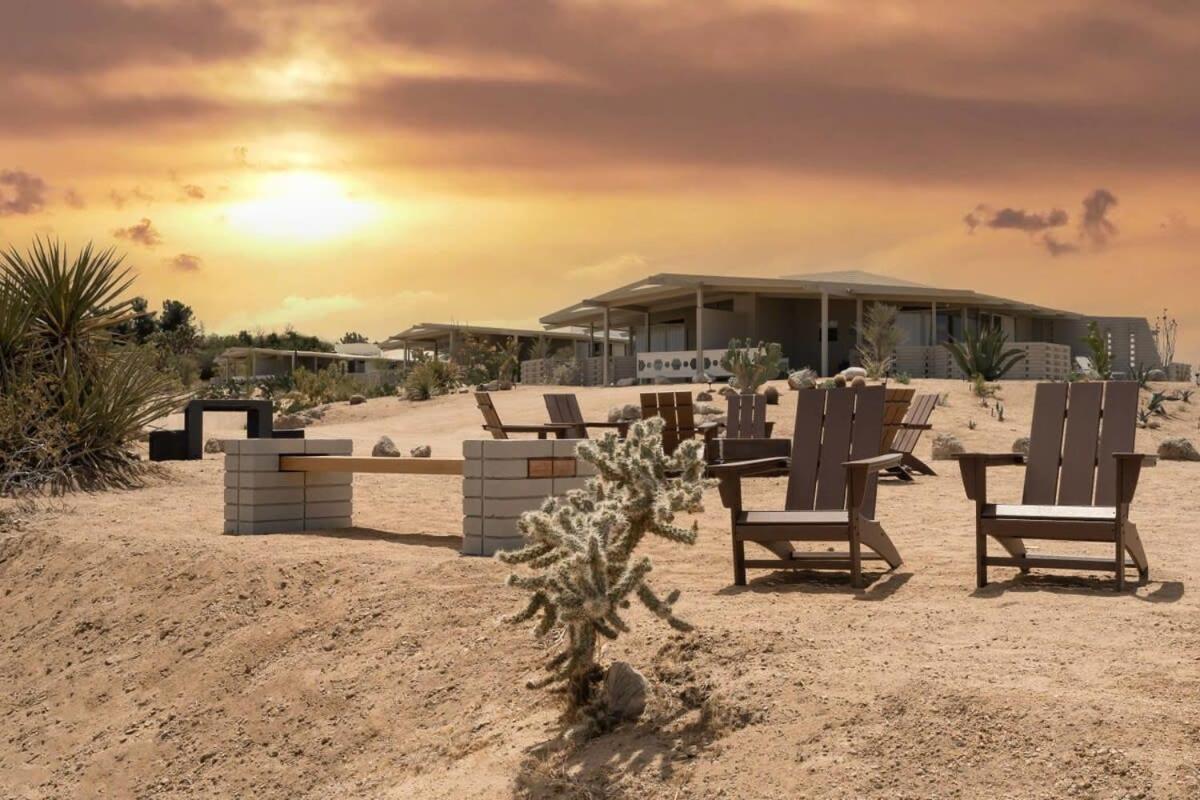 The Bungalows By Homestead Modern Joshua Tree Bagian luar foto