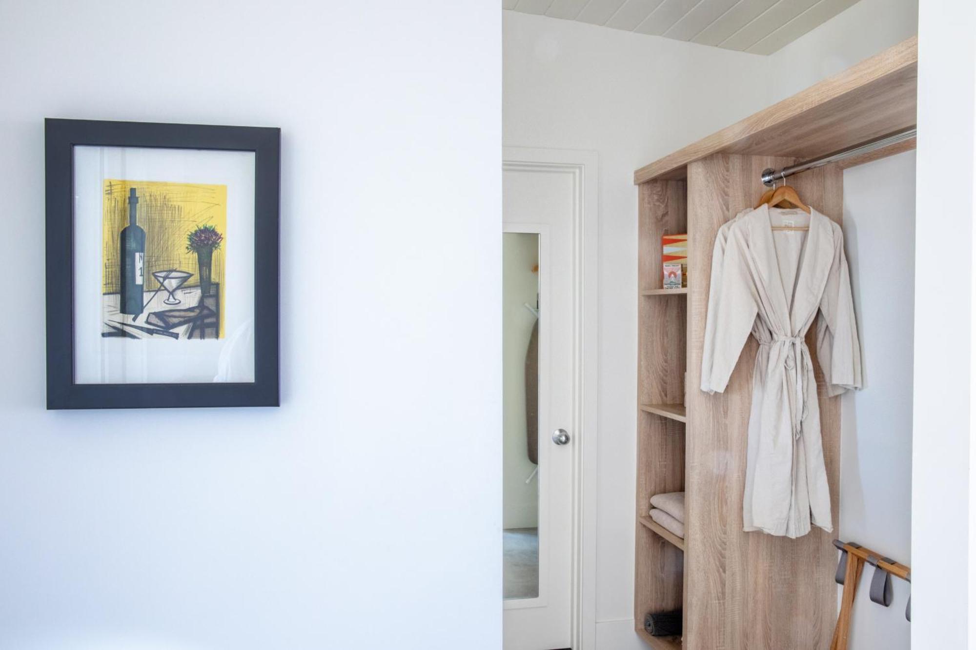 The Bungalows By Homestead Modern Joshua Tree Ruang foto