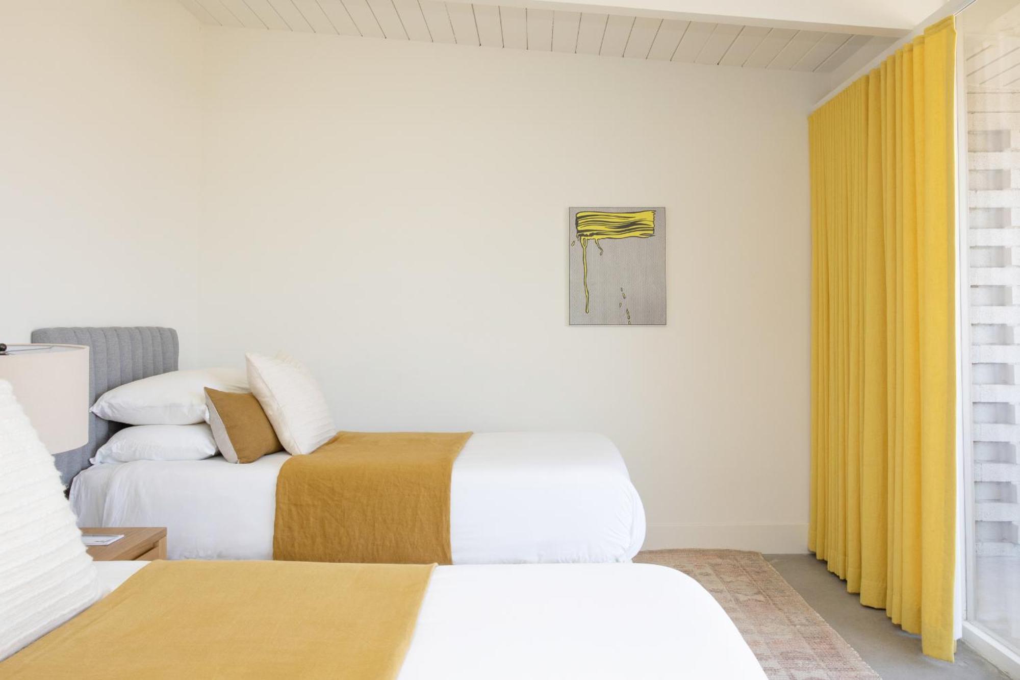 The Bungalows By Homestead Modern Joshua Tree Ruang foto