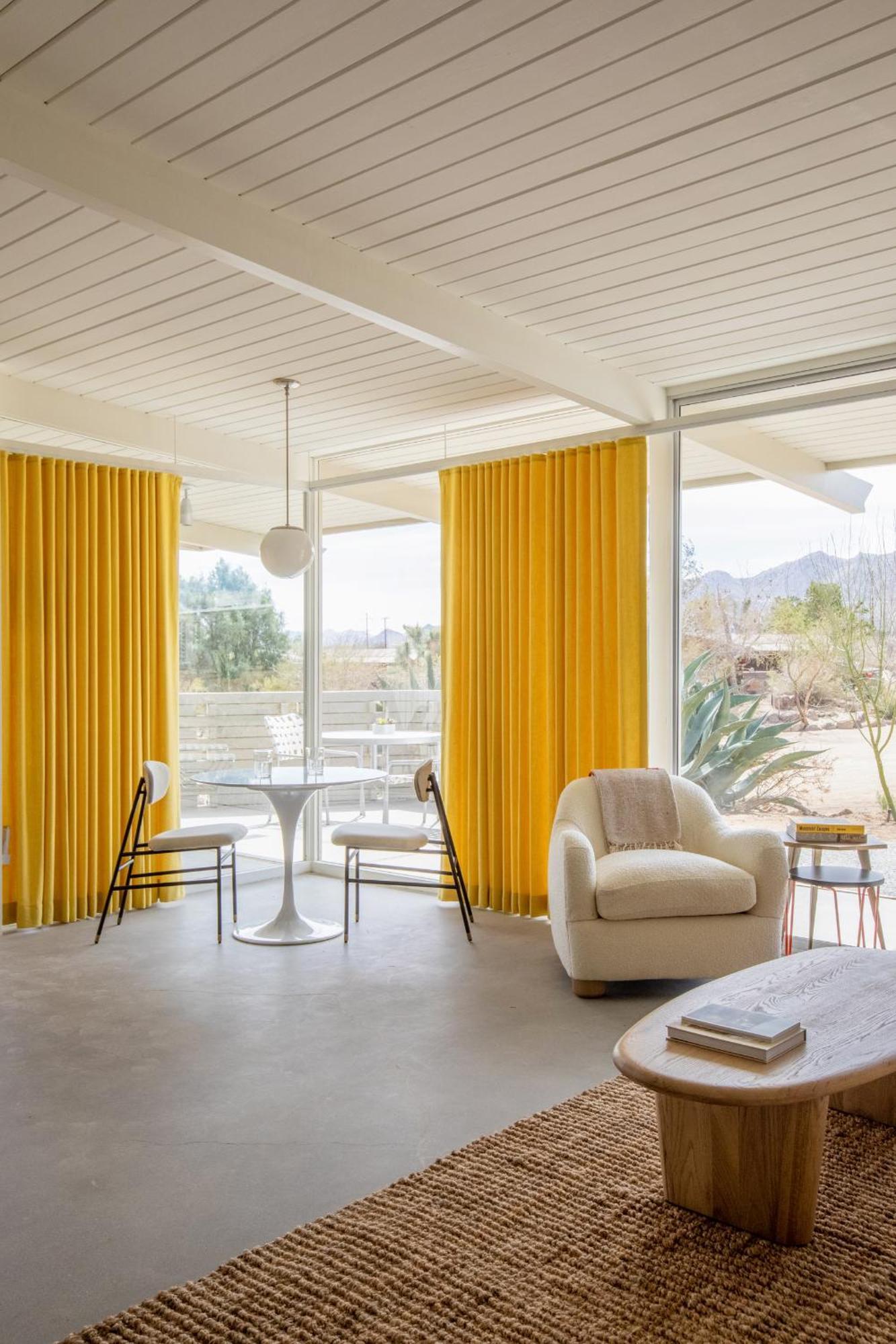 The Bungalows By Homestead Modern Joshua Tree Ruang foto